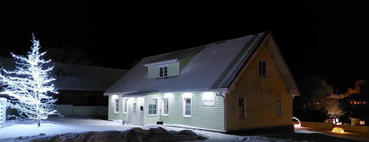 Hotel Tamme Teemaja Izak Exterior foto